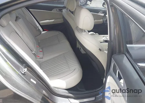 2019 Genesis G70 2.0T Advanced из США, поврежденный, VIN KMTG34LA7KU021443